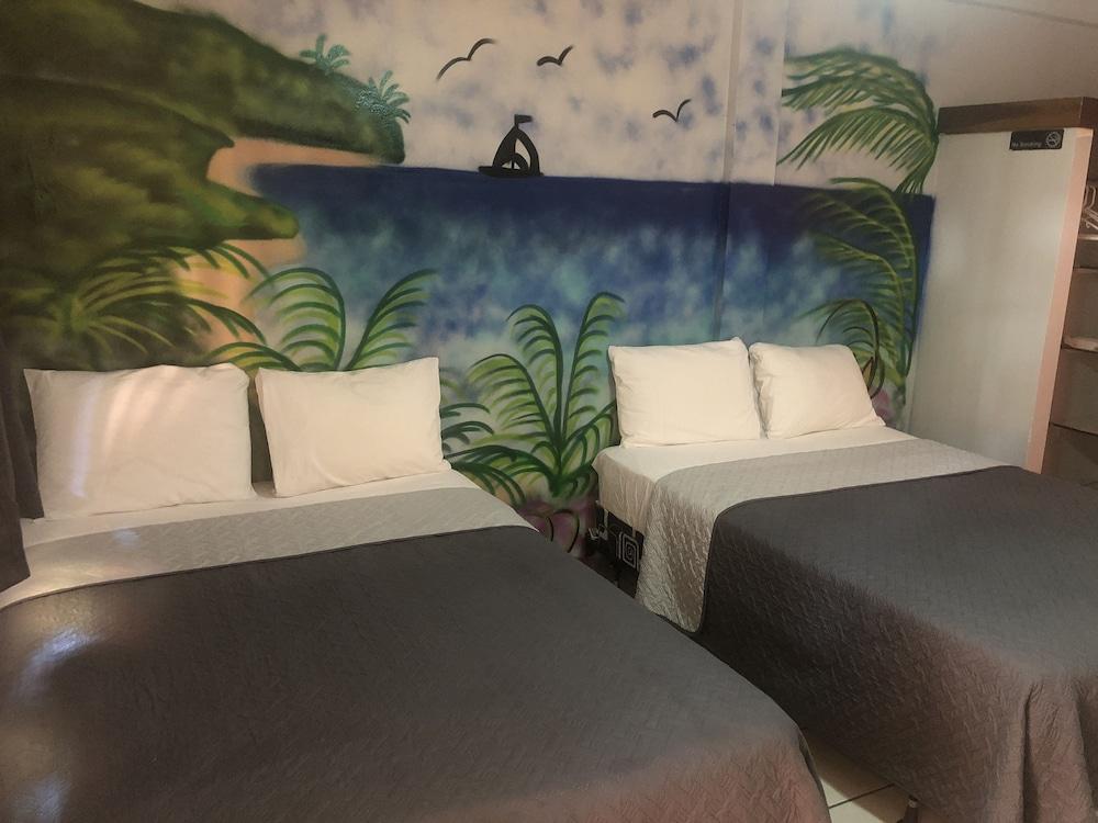 The Bakadeer Inn Belize City Eksteriør bilde